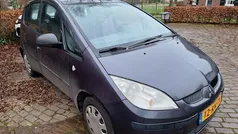 Grijs, metallic lak Gebruikt 2005 Mitsubishi Colt Inform Hatchback | € 500 (Super prijs)