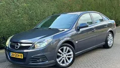 Grijs Gebruikt 2008 Opel Vectra GTS Executive Hatchback | € 4.500 (Eerlijke prijs)