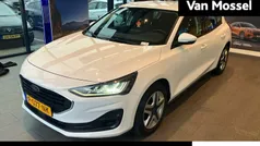 Wit Gebruikt 2022 Ford Focus Hatchback | € 14.985 (Goede deal)