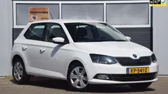 Wit Gebruikt 2016 Skoda Fabia Ambition Hatchback | € 9.999 (Eerlijke prijs)
