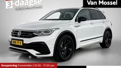 Wit Gebruikt 2023 VW Tiguan Business SUV | € 38.900 (Eerlijke prijs)