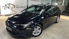 Zwart Gebruikt 2022 Toyota Corolla Stationwagen | € 16.990 (Goede deal)
