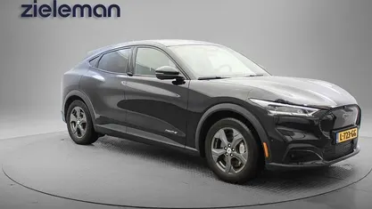 Occasion 2021 Ford Mustang Mach-E SUV | € 20.845 (Goede deal)