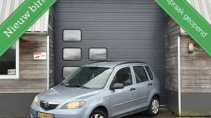 Blauw Gebruikt 2003 Mazda 2 Exclusive MPV | € 1.495 (Eerlijke prijs)