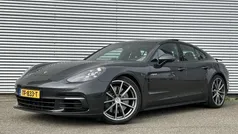 Grijs Gebruikt 2018 Porsche Panamera Sedan | € 73.950 (Eerlijke prijs)