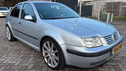 Grijs Occasion 2003 VW Bora Sportline Sedan | € 1.599 (Eerlijke prijs)