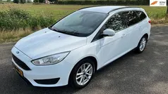 Wit Gebruikt 2016 Ford Focus Trend Stationwagen | € 9.950 (Eerlijke prijs)