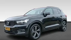 Gebruikt 2020 Volvo XC40 R-Design SUV | € 31.440 (Eerlijke prijs)
