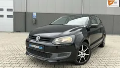 Zwart Gebruikt 2010 VW Polo Comfortline Hatchback | € 6.749 (Eerlijke prijs)