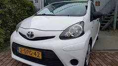 Gebruikt 2013 Toyota Aygo Hatchback | € 2.990 (Eerlijke prijs)