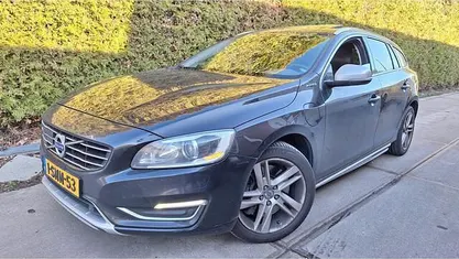 Occasion Volvo V60 Summum 215 PK (158 kW) 2013 Zwart (metallic) Stationwagen