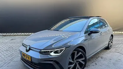 Occasion VW Golf VIII R-line 150 PK (110 kW) 2024 Grijs Hatchback