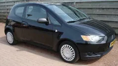 Zwart Gebruikt 2012 Mitsubishi Colt Edition Hatchback | € 3.750 (Eerlijke prijs)