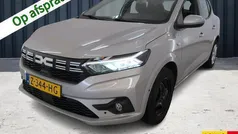 Grijs Gebruikt 2024 Dacia Sandero Expression Hatchback | € 16.900 (Goede deal)