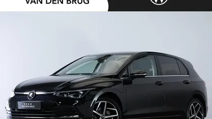 Occasion VW Golf VIII Style 204 PK (150 kW) 2022 Zwart Hatchback