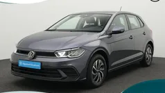 Grijs Gebruikt 2024 VW Polo Life Hatchback | € 22.850 (Eerlijke prijs)