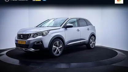 Grijs Gebruikt 2019 Peugeot 3008 Allure SUV | € 17.125 (Eerlijke prijs)