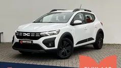 Gebruikt 2024 Dacia Sandero Expression Hatchback | € 19.950 (Eerlijke prijs)