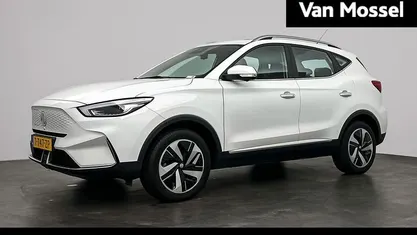 Gebruikt 2023 MG ZS Luxury SUV | € 21.995 (Eerlijke prijs)