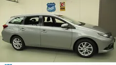 Grijs Gebruikt 2015 Toyota Auris Touring Sports Stationwagen | € 12.940 (Eerlijke prijs)
