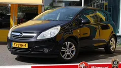 Zwart Gebruikt 2009 Opel Corsa Edition Hatchback | € 2.750 (Eerlijke prijs)