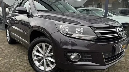 Gebruikt 2015 VW Tiguan Sport SUV | € 14.450 (Eerlijke prijs)
