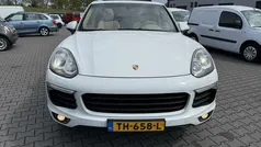 Wit Gebruikt 2015 Porsche Cayenne SUV | € 26.450 (Eerlijke prijs)