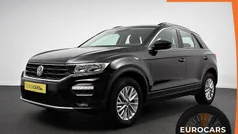 Zwart Gebruikt 2021 VW T-Roc Style SUV | € 24.440 (Goede deal)