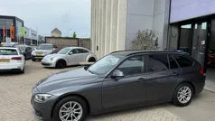 Grijs Gebruikt 2018 BMW 318 Executive Stationwagen | € 10.950 (Super prijs)