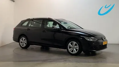 Occasion VW Golf VIII Life 110 PK (80 kW) 2022 Stationwagen