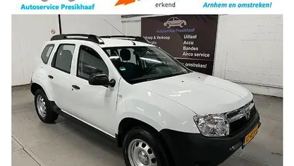 Wit Gebruikt 2010 Dacia Duster Ambiance SUV | € 4.995 (Eerlijke prijs)
