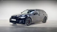 Zwart Gebruikt 2025 BMW 330e M Sport Stationwagen | € 54.900 (Eerlijke prijs)