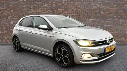 Grijs Gebruikt 2018 VW Polo Hatchback | € 10.999 (Eerlijke prijs)