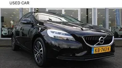 Gebruikt 2016 Volvo V40 Momentum Hatchback | € 18.950 (Eerlijke prijs)