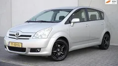 Grijs, metallic lak Gebruikt 2007 Toyota Verso Sol MPV | € 3.699 (Eerlijke prijs)