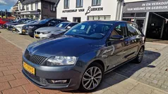 Grijs, metallic lak Gebruikt 2018 Skoda Rapid Drive Hatchback | € 11.450 (Eerlijke prijs)