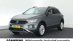 Grijs Gebruikt 2025 VW T-Roc Edition SUV | € 34.949 (Eerlijke prijs)
