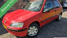 Rood Gebruikt 2001 Peugeot 106 Hatchback | € 500 (Goede deal)