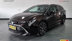 Bruin Gebruikt 2019 Toyota Corolla Executive Stationwagen | € 24.990 (Eerlijke prijs)