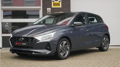 Occasion Hyundai i20 Premium 101 PK (74 kW) 2020 Grijs (metallic) Hatchback
