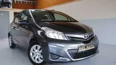 Grijs Gebruikt 2013 Toyota Yaris Sedan | € 9.450 (Goede deal)