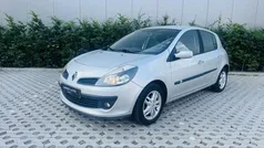 Grijs Gebruikt 2006 Renault Clio R.S. Dynamique Hatchback | € 2.250 (Eerlijke prijs)