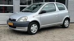 Gebruikt 2002 Toyota Yaris Hatchback | € 999 (Eerlijke prijs)