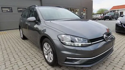 Gebruikt 2019 VW Golf Comfortline Sedan | € 15.609 (Super prijs)