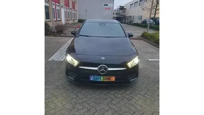 Occasion 2019 Mercedes A200 AMG line Hatchback | € 17.950 (Eerlijke prijs)