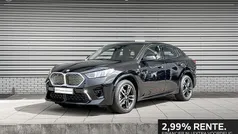 Saphirschwarz metallic (zwart metallic) Gebruikt 2024 BMW iX2 Comfort Edition SUV | € 46.900 (Eerlijke prijs)