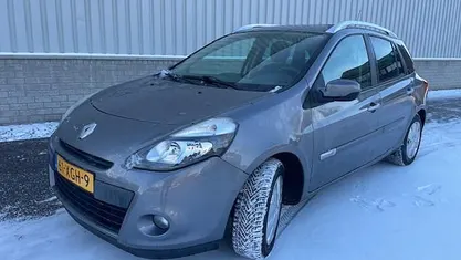 Grijs Gebruikt 2012 Renault Clio GrandTour Authentique Stationwagen | € 2.850 (Eerlijke prijs)