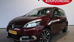 Rood Gebruikt 2013 Renault Scénic III Bose Edition MPV | € 6.440 (Eerlijke prijs)