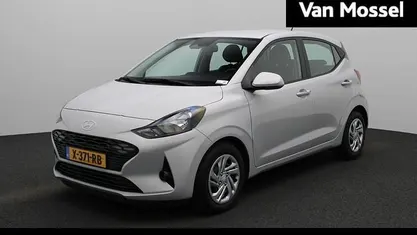 Grijs Gebruikt 2024 Hyundai i10 Comfort Hatchback | € 15.240 (Eerlijke prijs)