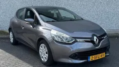 Gebruikt 2013 Renault Clio IV Expression Hatchback | € 4.550 (Eerlijke prijs)